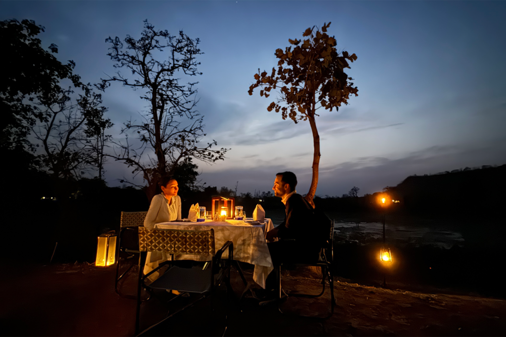 Bush Dinner | Ameliya Safaris