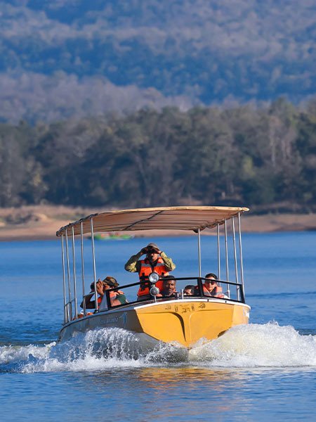 Boat Safari in Satpura | Ameliya Safaris