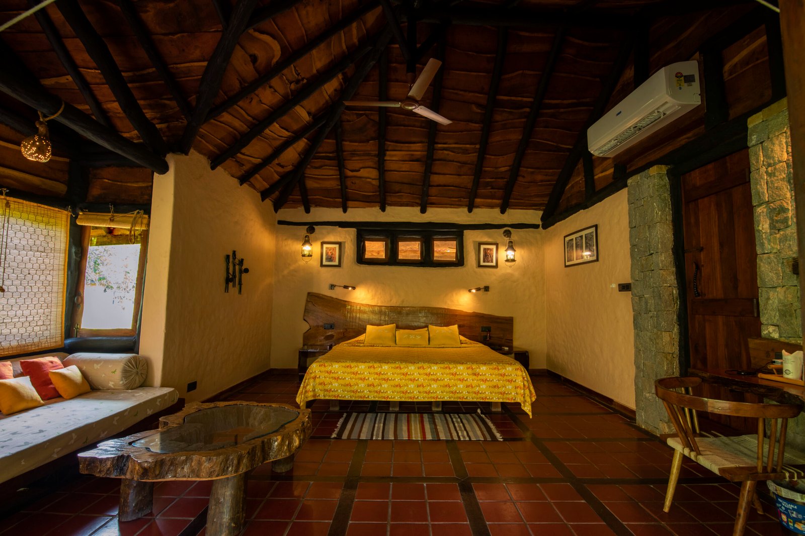 Kanha Earth Lodge - Kanha National Park