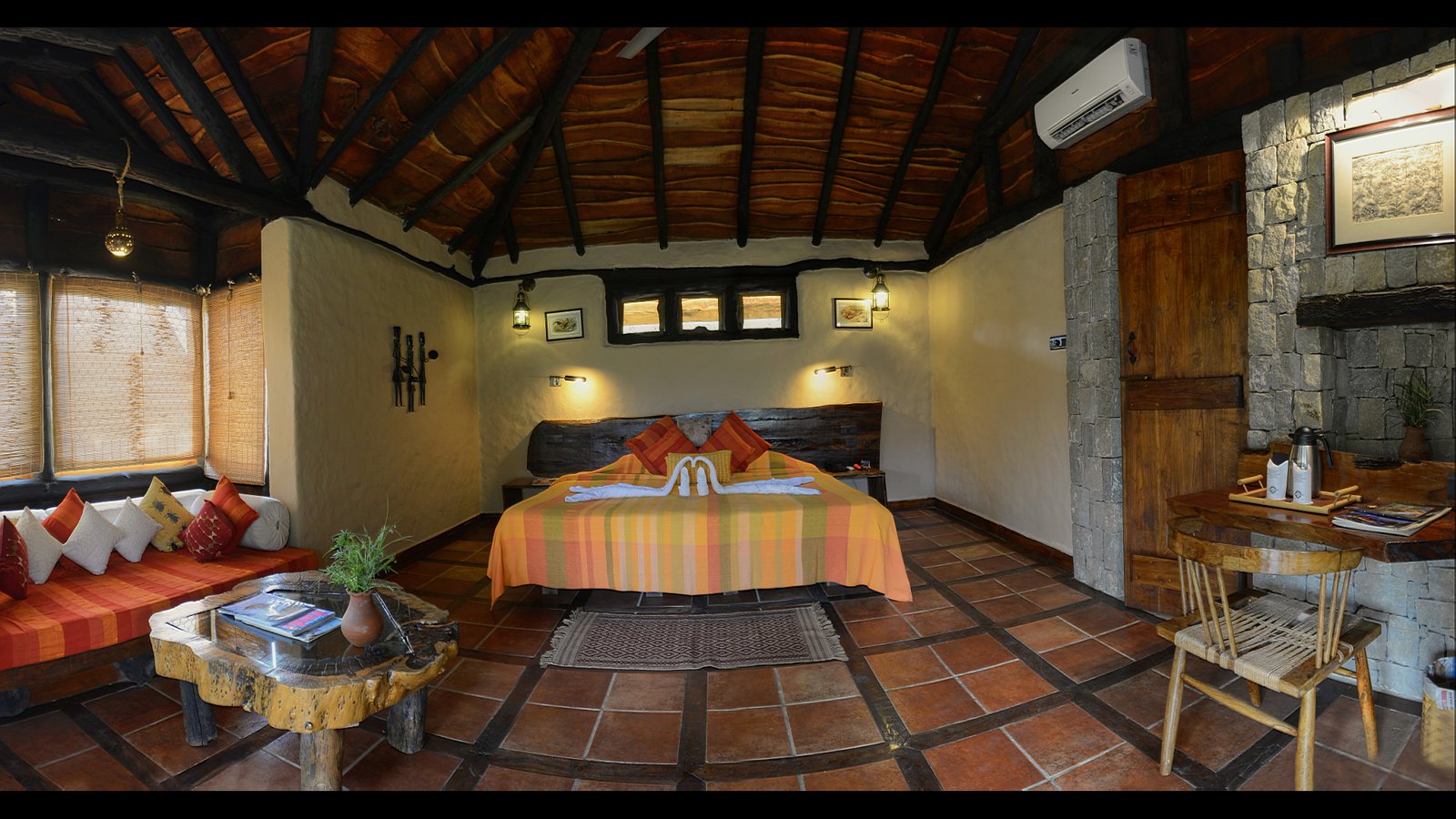 Kanha Earth Lodge - Kanha National Park