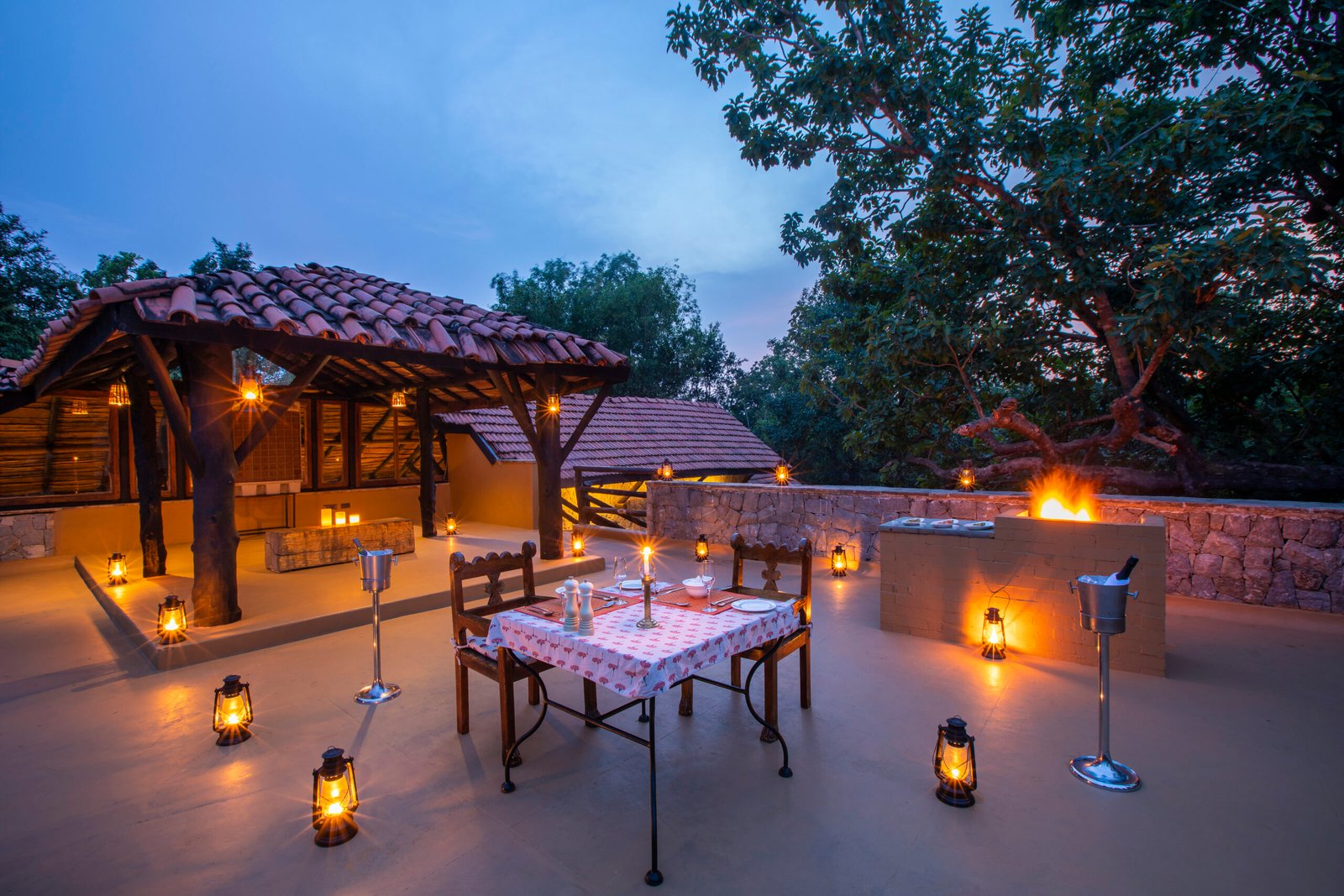 Kanha Earth Lodge - Kanha National Park