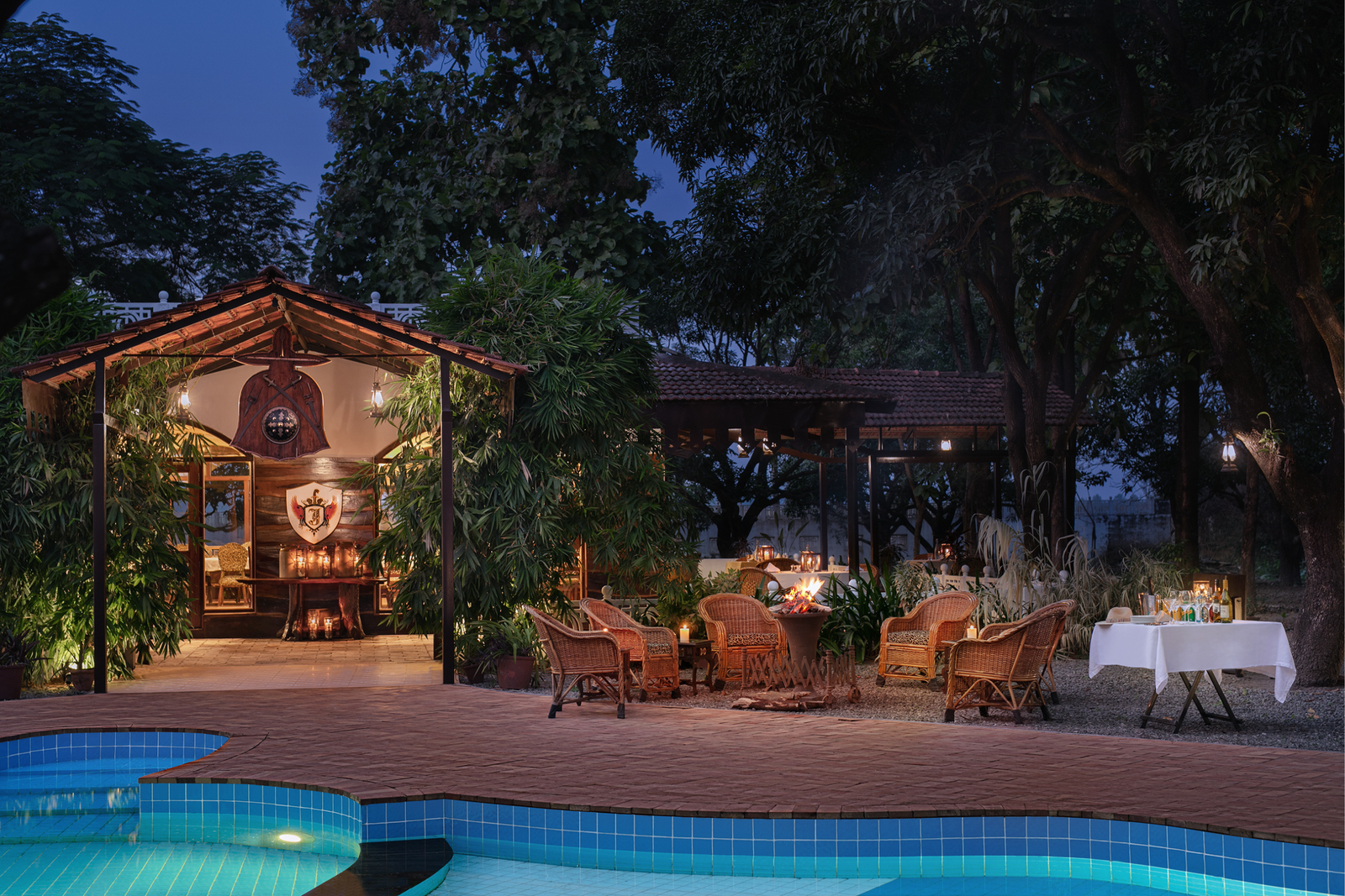 Jaagir Manor Deluxe Seating near pool