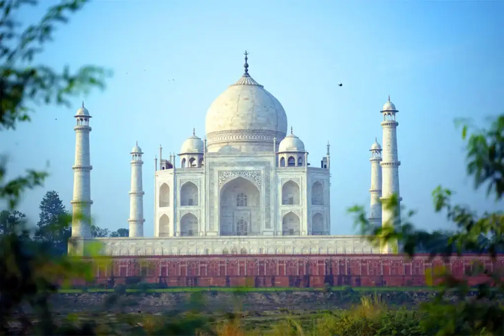 Taj Mahal luxury holiday package | Ameliya Safaris