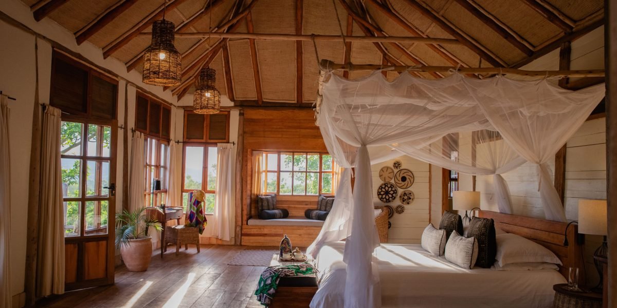 Kyambura Gorge Lodge